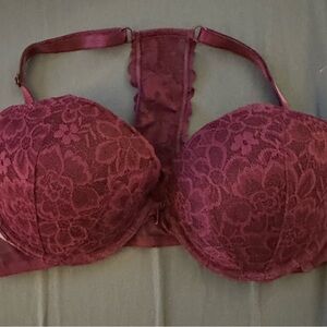 Victoria's Secret Racer back in Wine  Lace Bra with Underwire Support